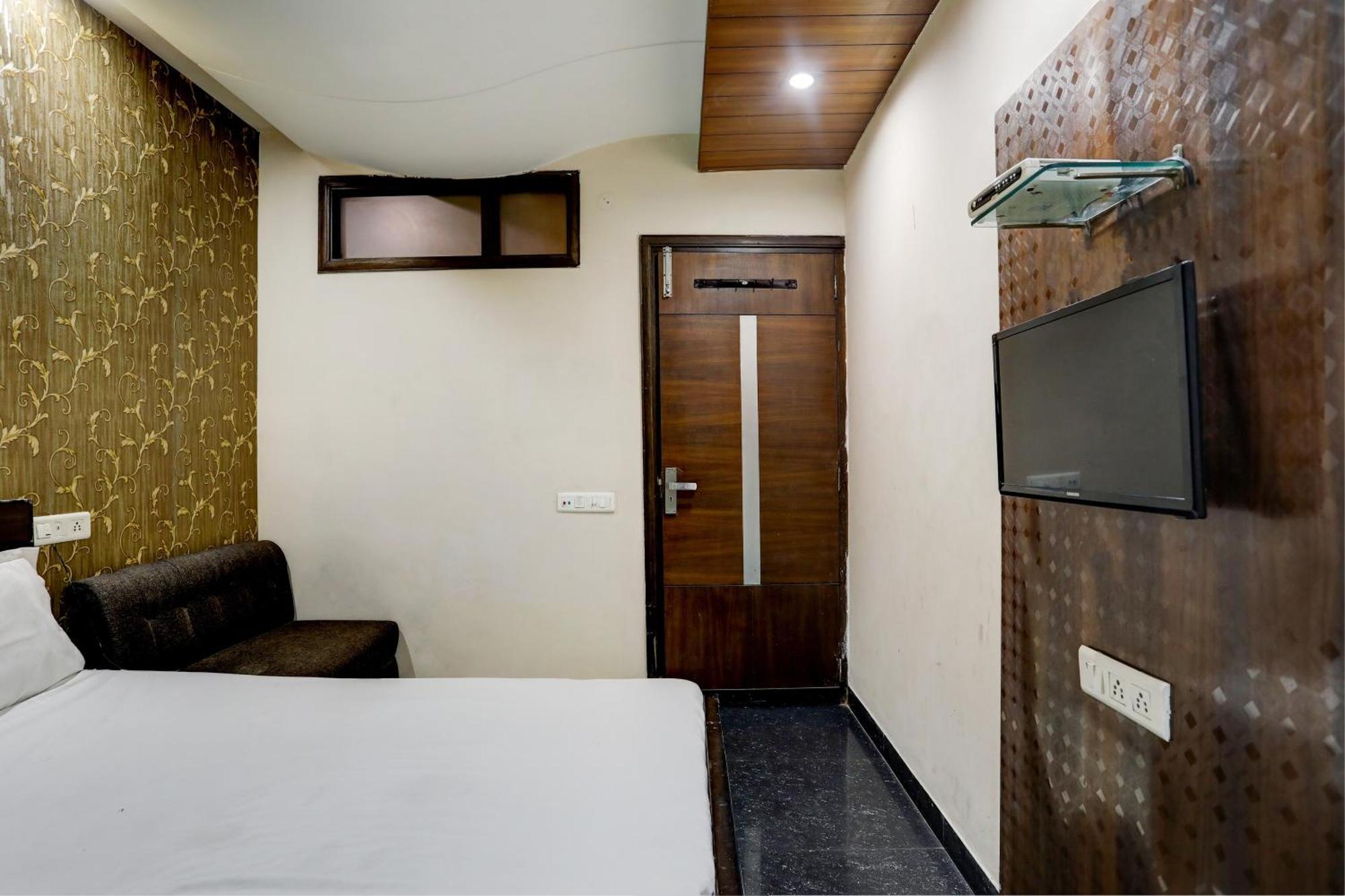 Hotel O Hcn Ludhiana Exterior photo